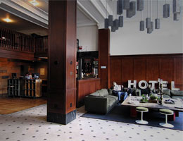 Lantern Design in Hotel Lobby